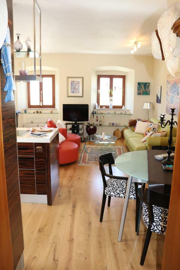 Hôtel Sunmore à Jablanac Extérieur photo