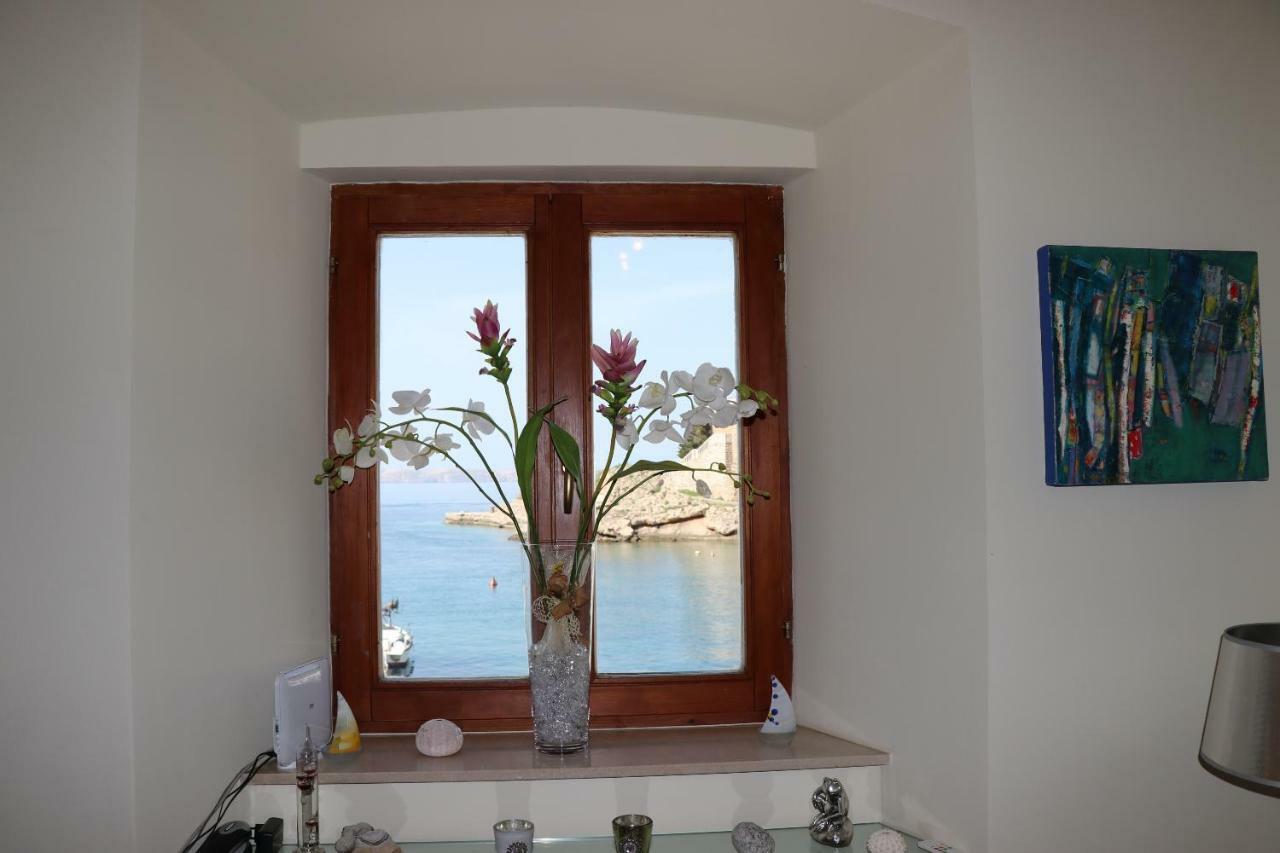 Hôtel Sunmore à Jablanac Extérieur photo
